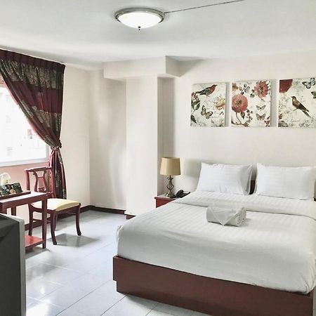 Regent Lodge Лампанг Екстер'єр фото